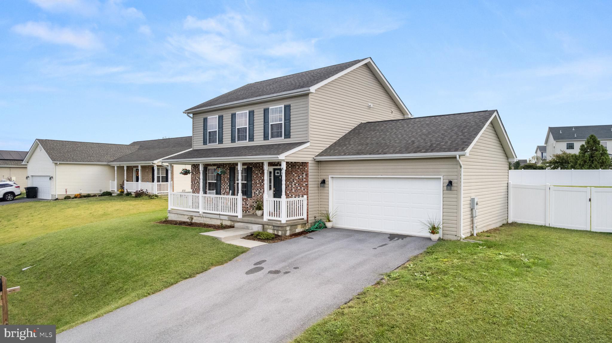 SPRING HILL - Residential