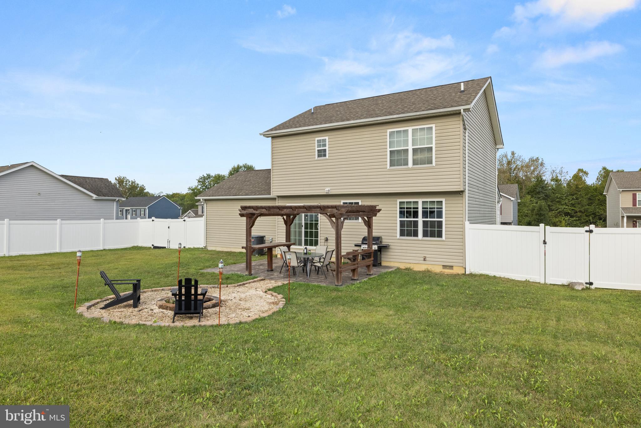 SPRING HILL - Residential