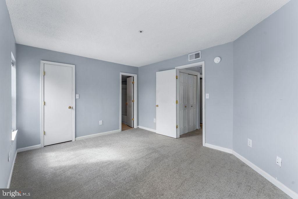 VISTAS 2 AT LAUREL - Residential