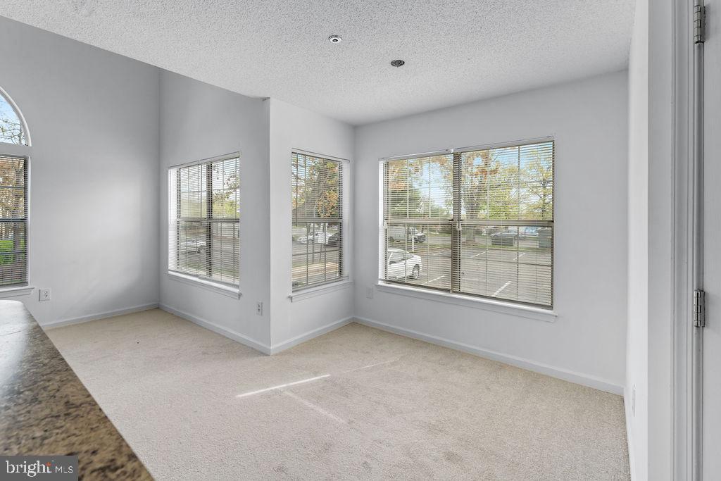 VISTAS 2 AT LAUREL - Residential