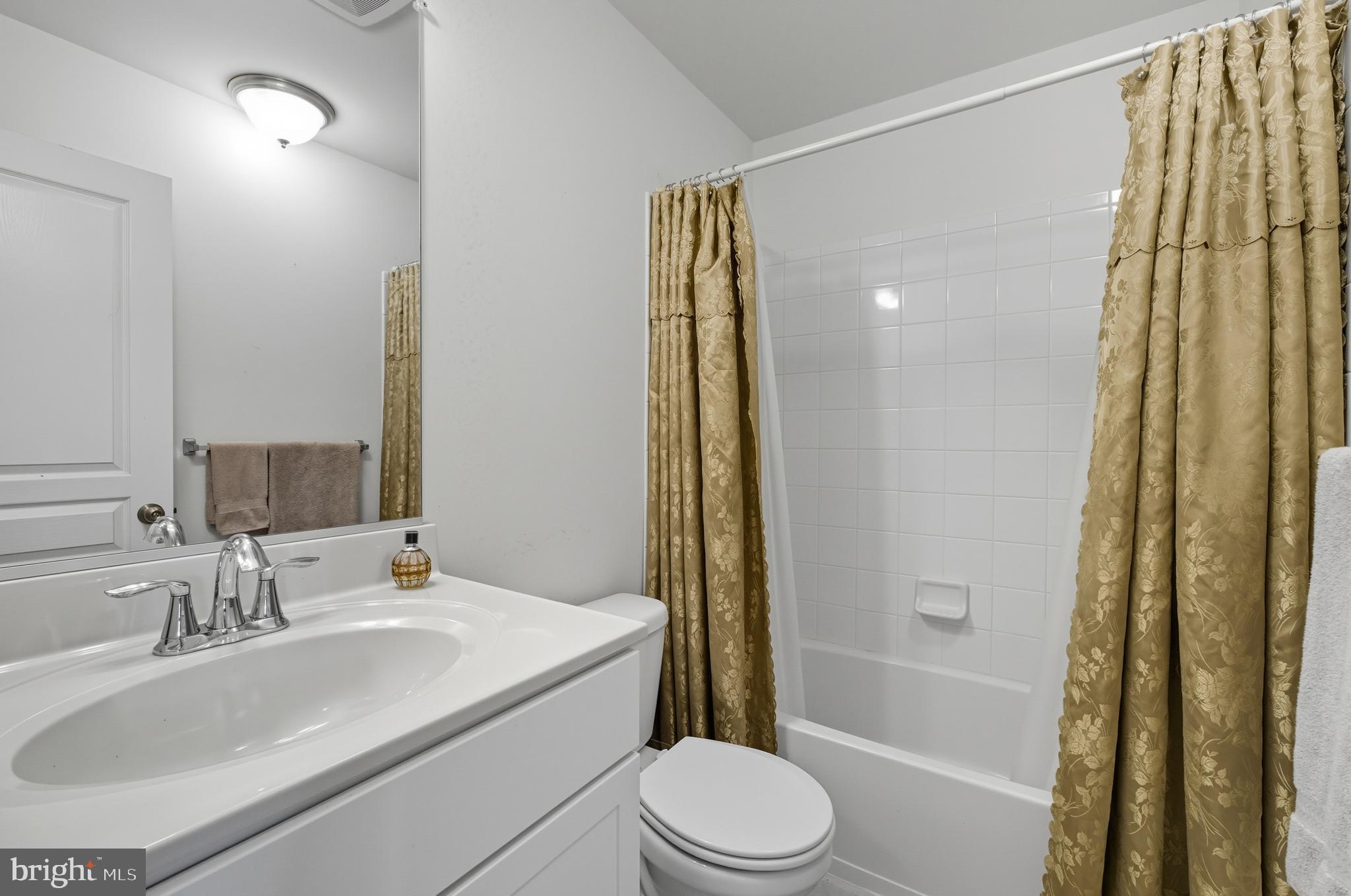 STANSBURY SHORES - Residential