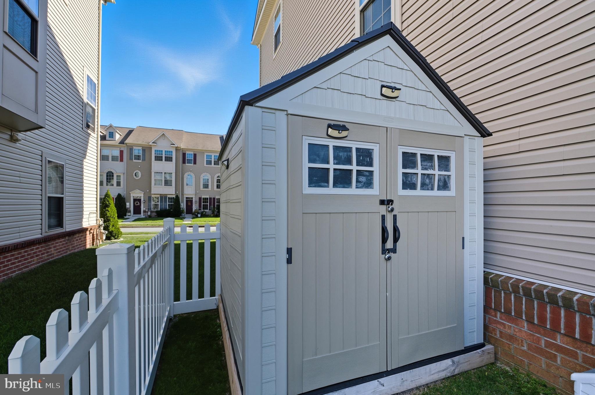 STANSBURY SHORES - Residential