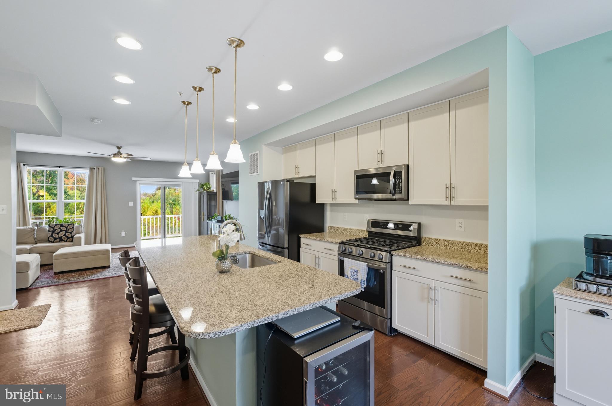 STANSBURY SHORES - Residential