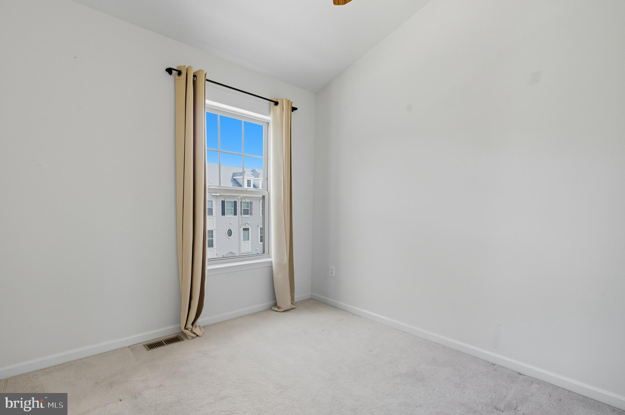 STANSBURY SHORES - Residential