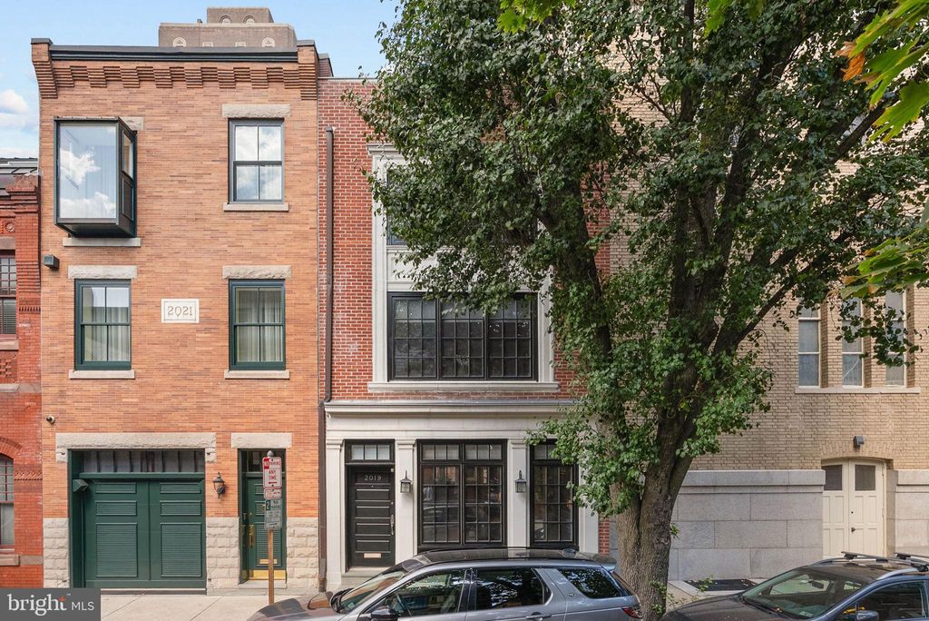 Photo of 2019 Rittenhouse Square, PHILADELPHIA, PA 19103 (MLS # PAPH2537868)