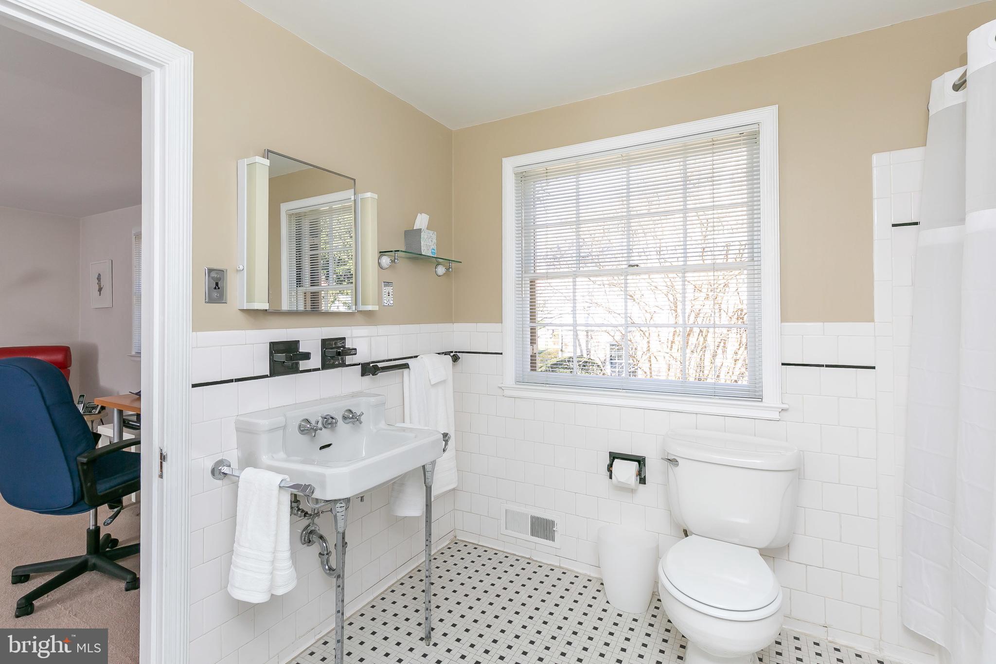 GREATER HOMELAND HISTORIC DISTRICT - Residential