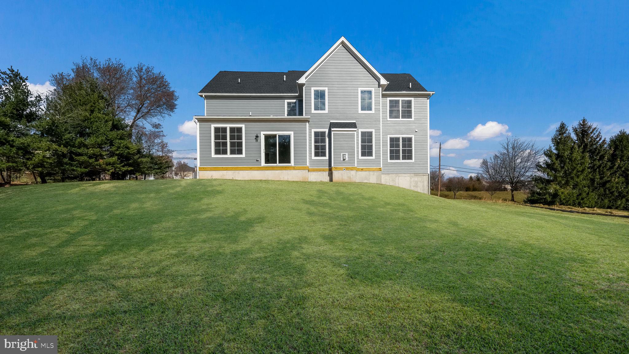1 Green St, Sellersville, PA, 18960, USA, 4 Bedrooms Bedrooms, ,4 BathroomsBathrooms,Residential,Active,1 Green St,PABU2124688