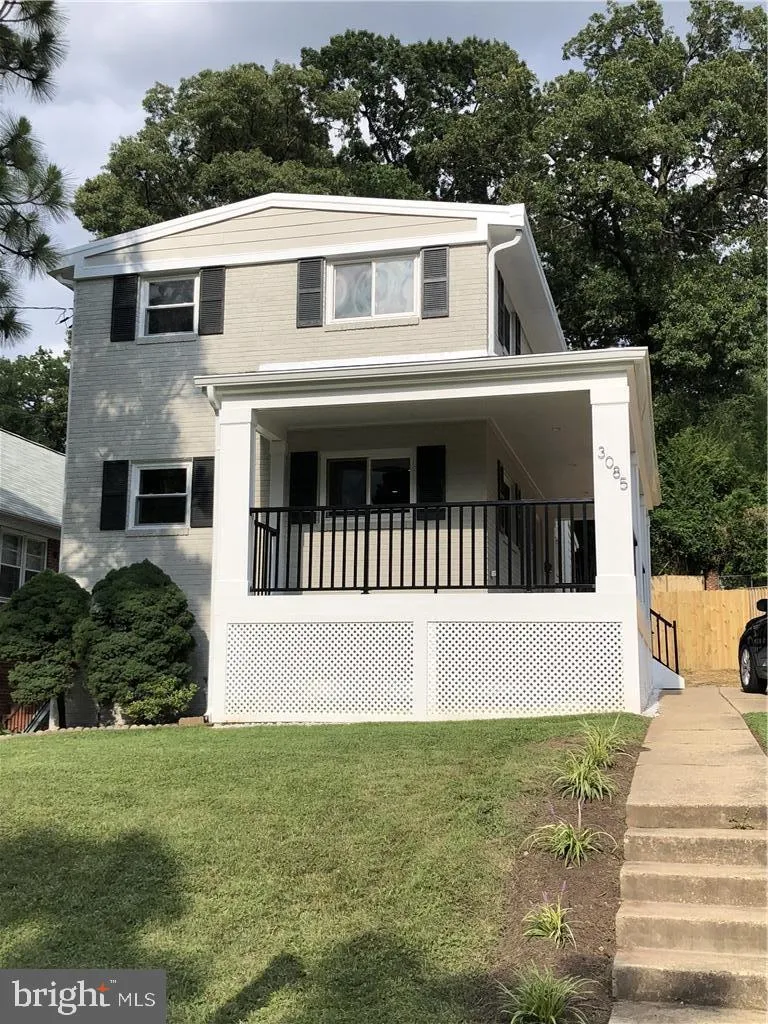 3085 Clinton Street NE, Washington, DC 20018