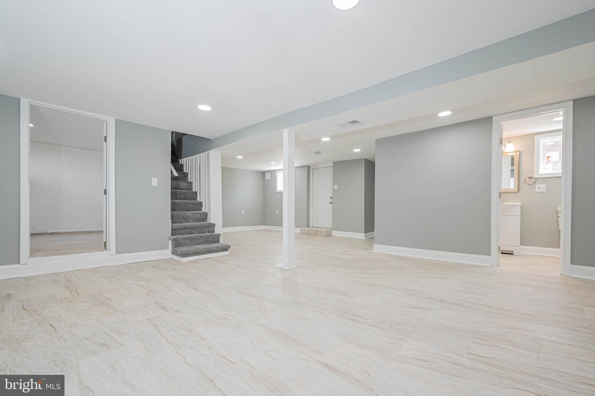 RANDALLSTOWN - Residential