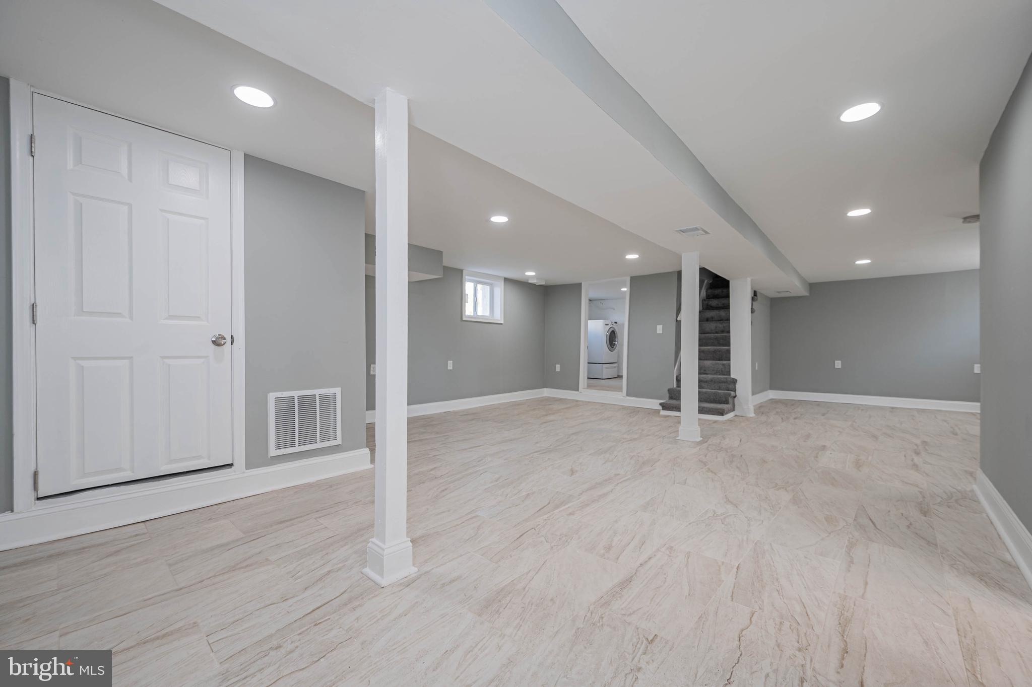 RANDALLSTOWN - Residential