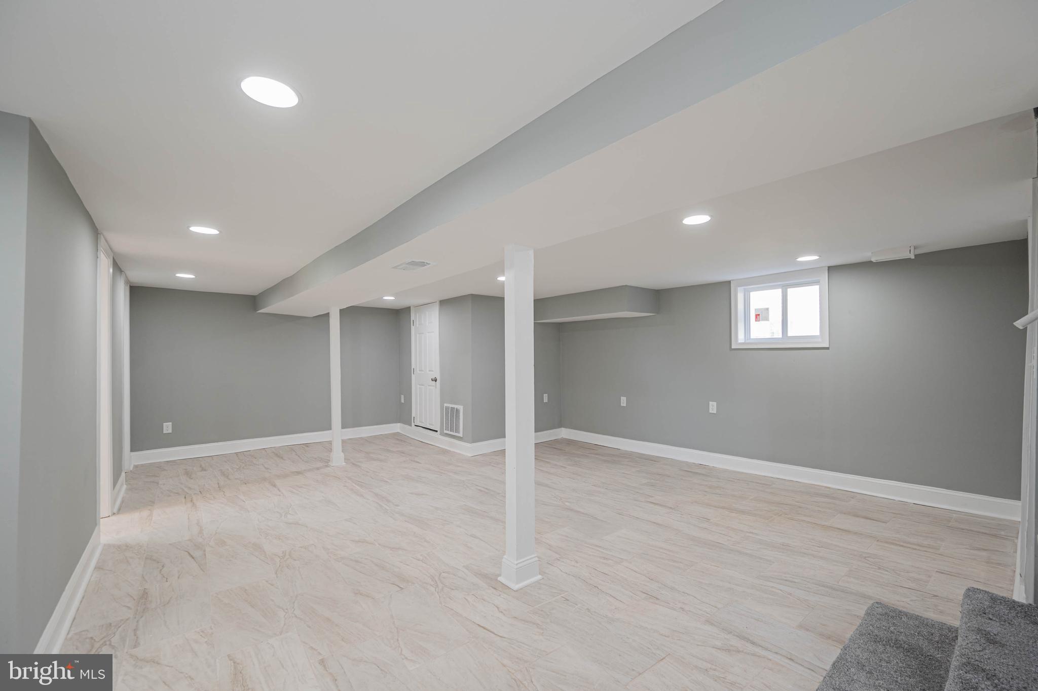 RANDALLSTOWN - Residential