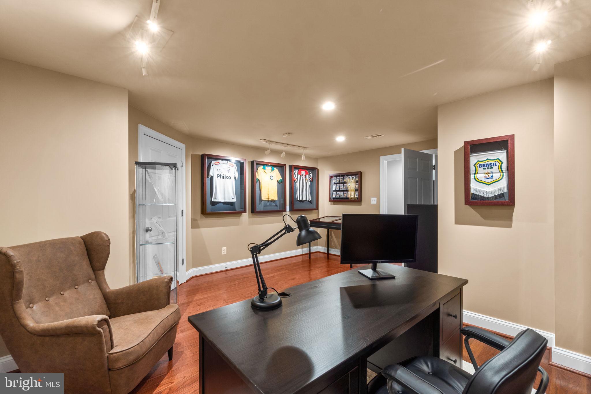 PRESERVE AT WAVERLY GLEN - Residential