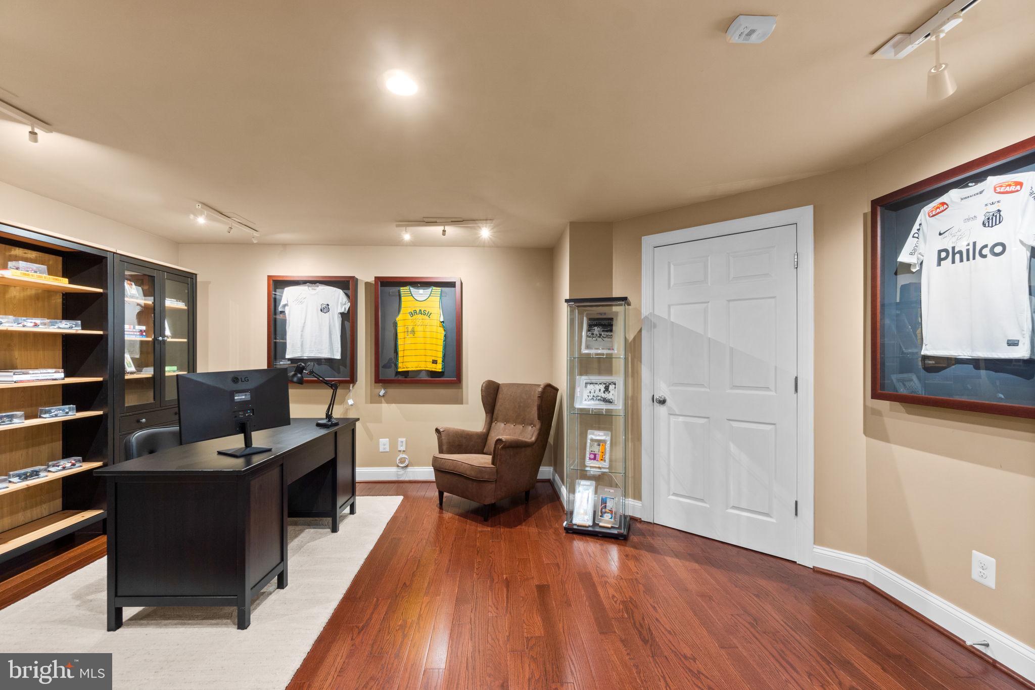 PRESERVE AT WAVERLY GLEN - Residential