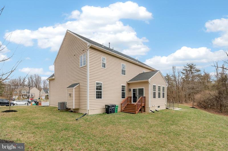 LOVELESS ESTATES - Residential