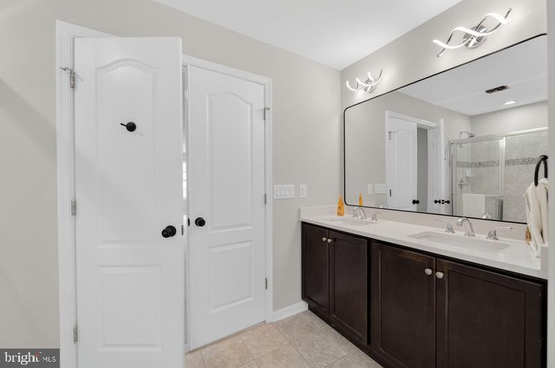 LOVELESS ESTATES - Residential