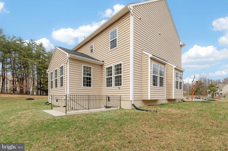 LOVELESS ESTATES - Residential