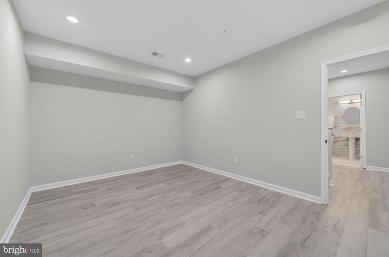 LOVELESS ESTATES - Residential