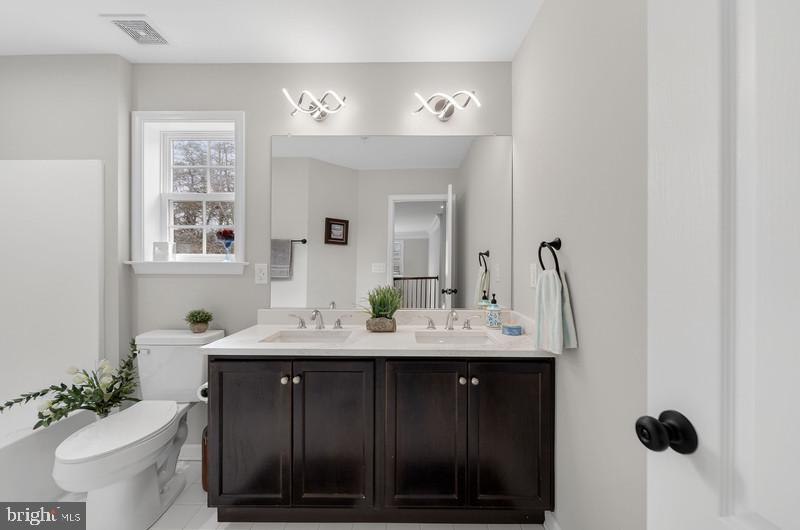 LOVELESS ESTATES - Residential