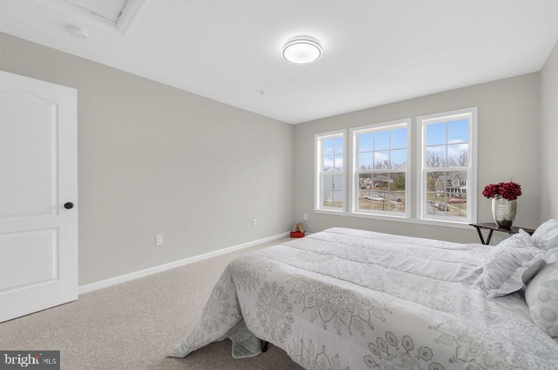 LOVELESS ESTATES - Residential