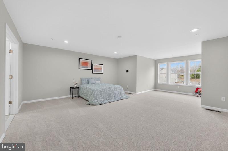 LOVELESS ESTATES - Residential