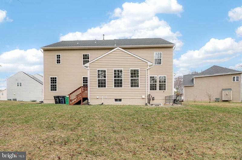 LOVELESS ESTATES - Residential