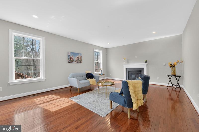 LOVELESS ESTATES - Residential