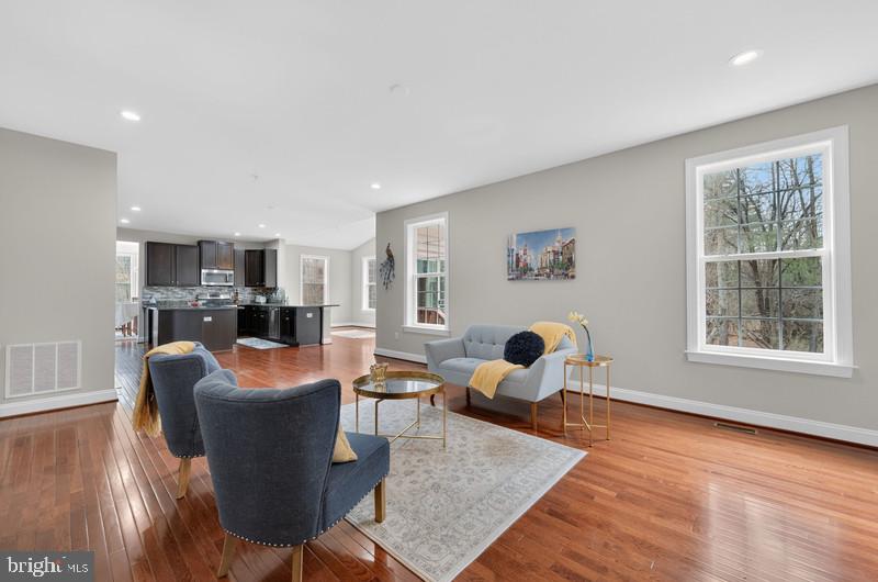 LOVELESS ESTATES - Residential