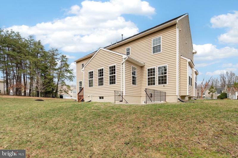 LOVELESS ESTATES - Residential