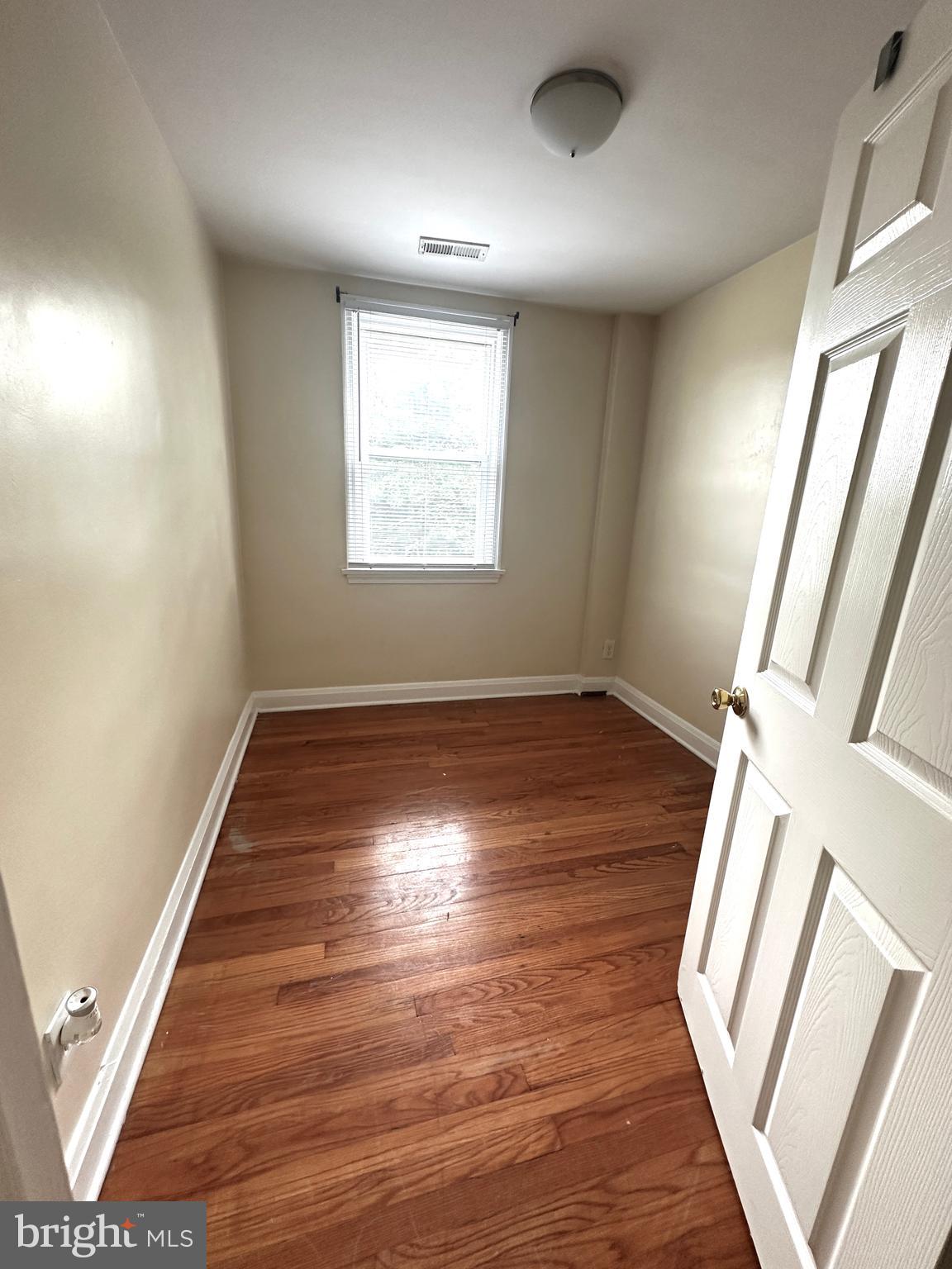 CHINQUAPIN PARK - Residential