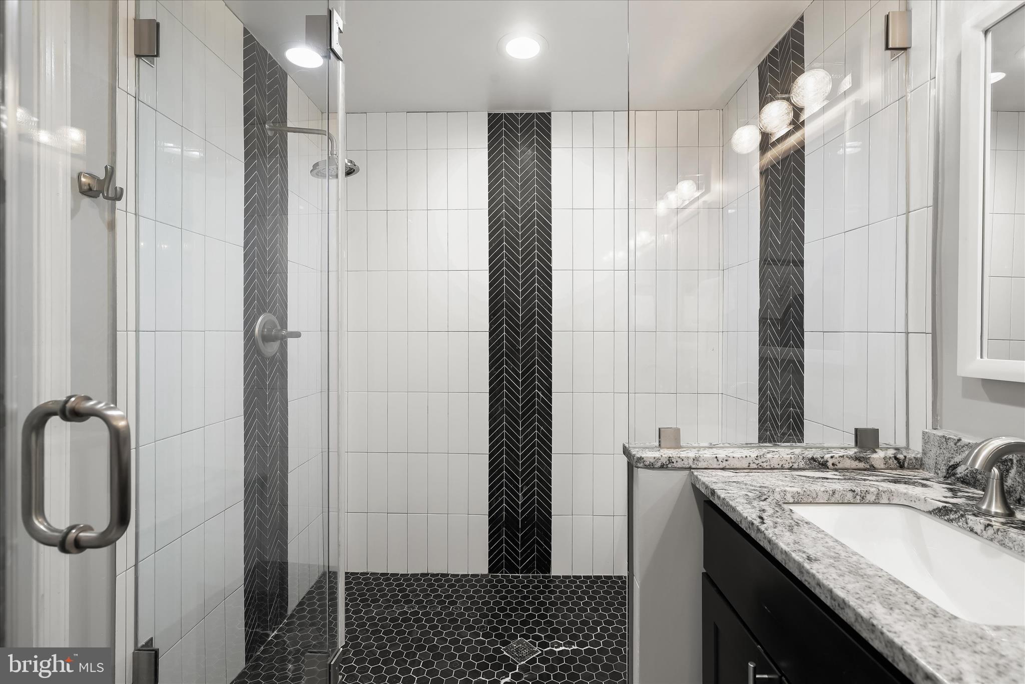 LOCUST POINT - Residential