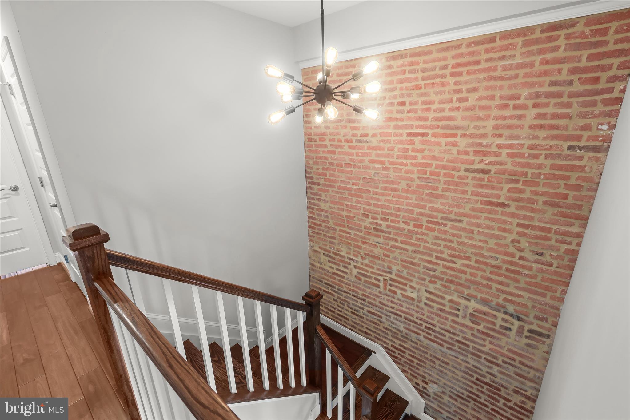 LOCUST POINT - Residential