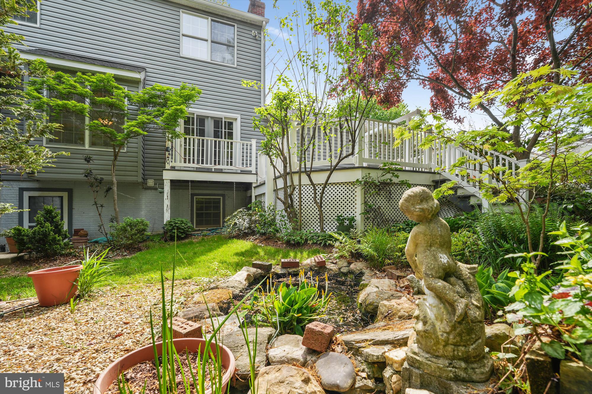 NAPLES MANOR - Residential