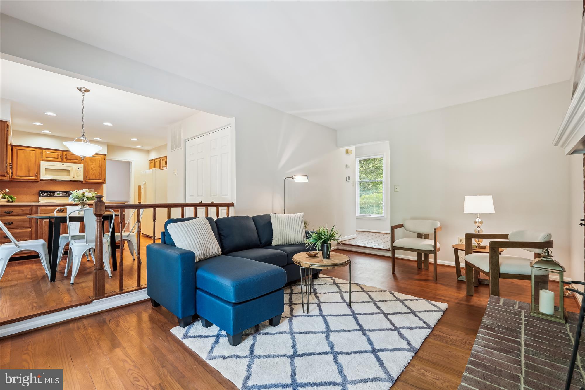 NAPLES MANOR - Residential