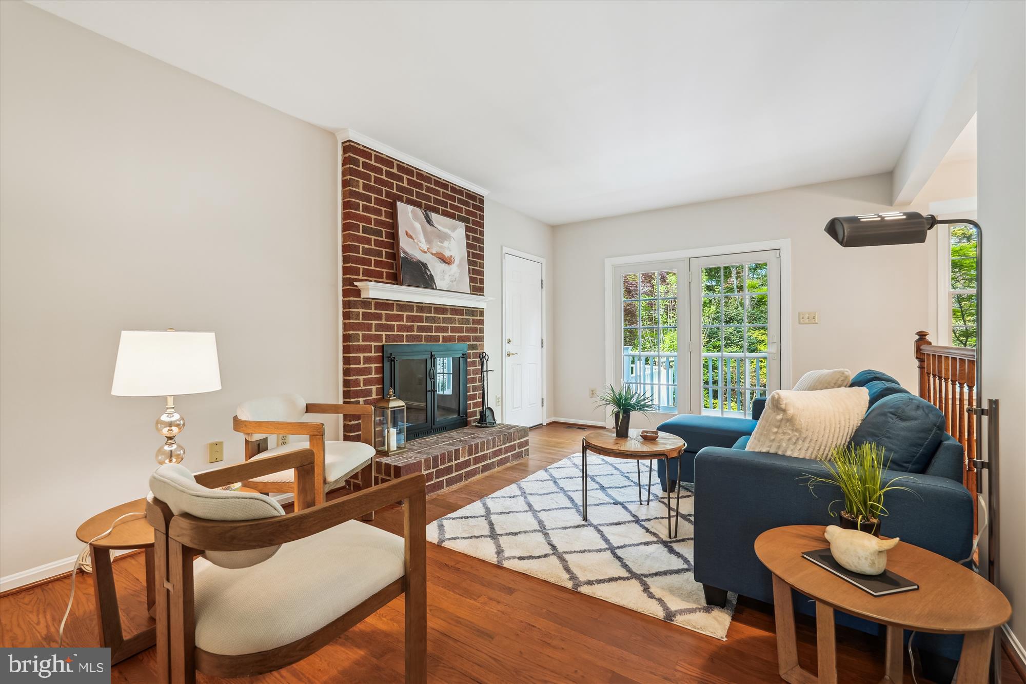 NAPLES MANOR - Residential