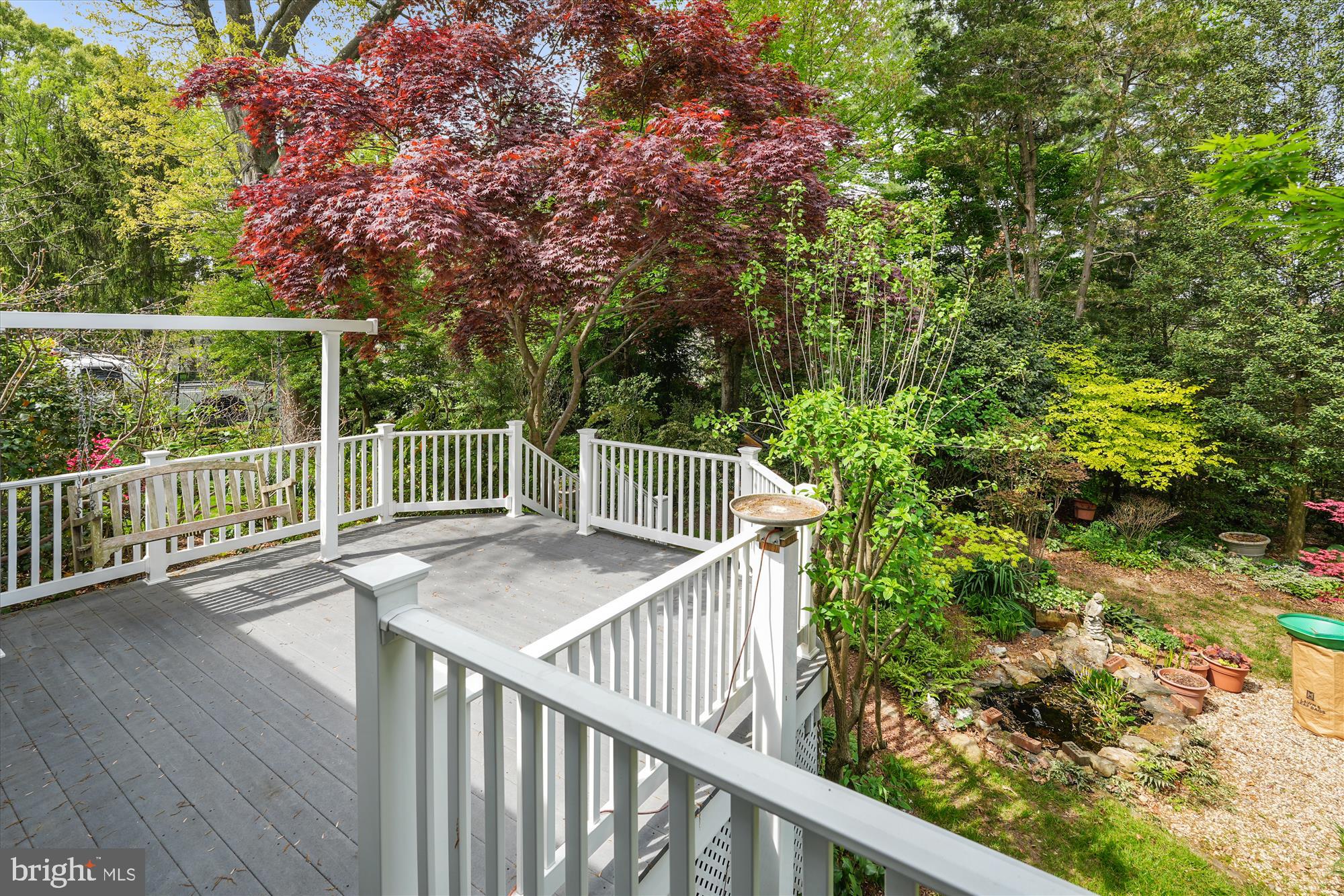 NAPLES MANOR - Residential