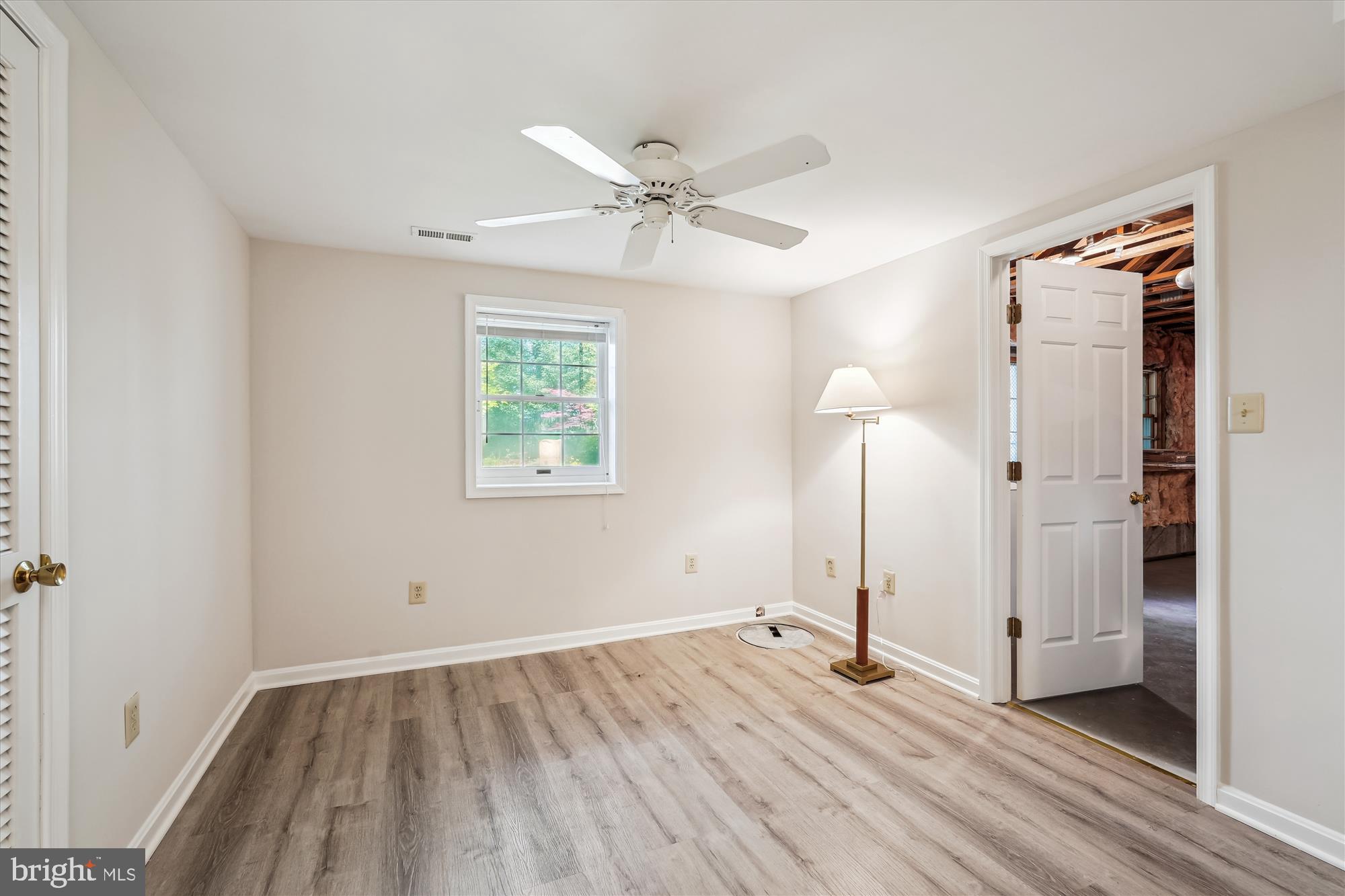 NAPLES MANOR - Residential