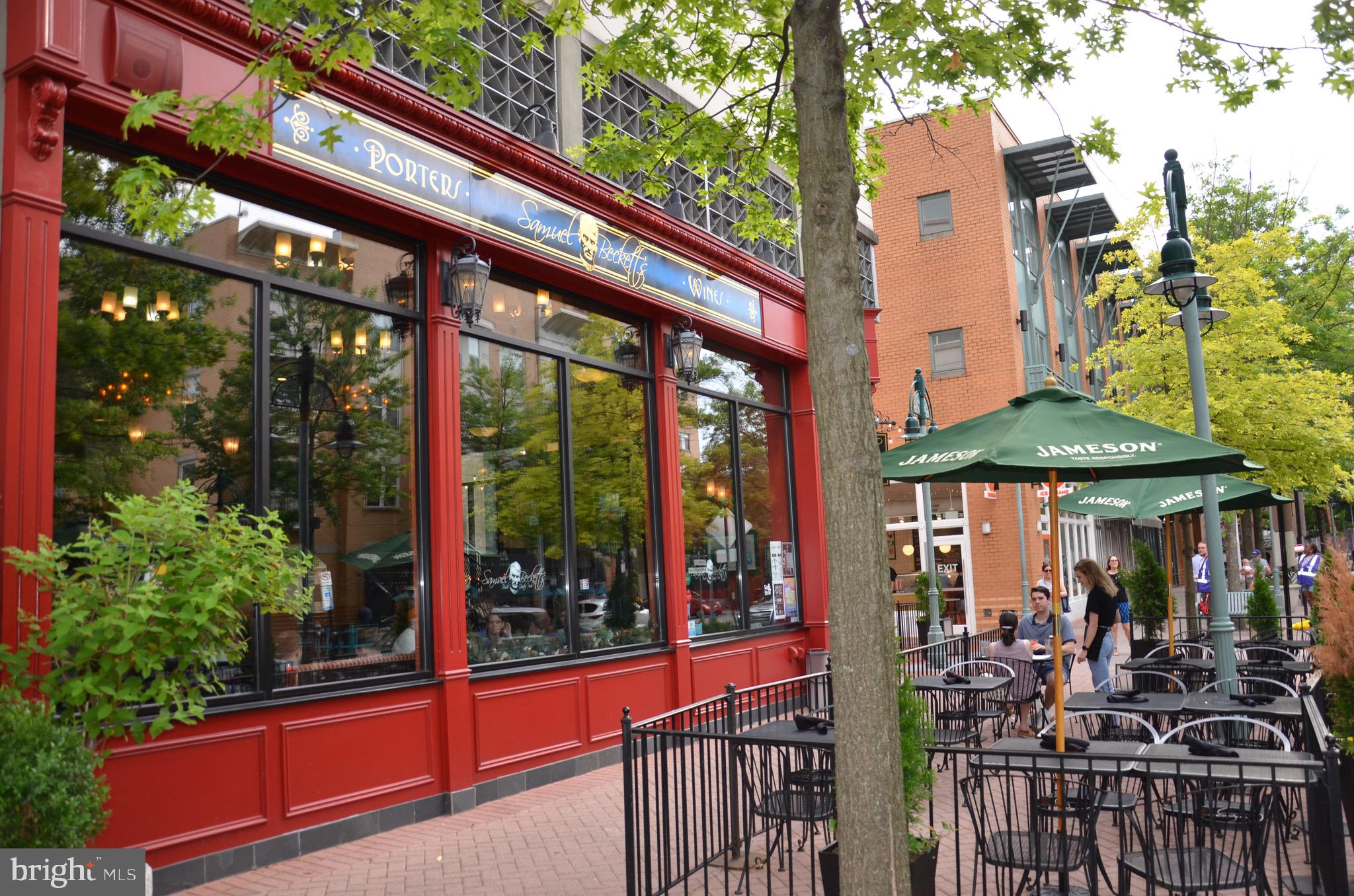 ARLINGTON - Residential