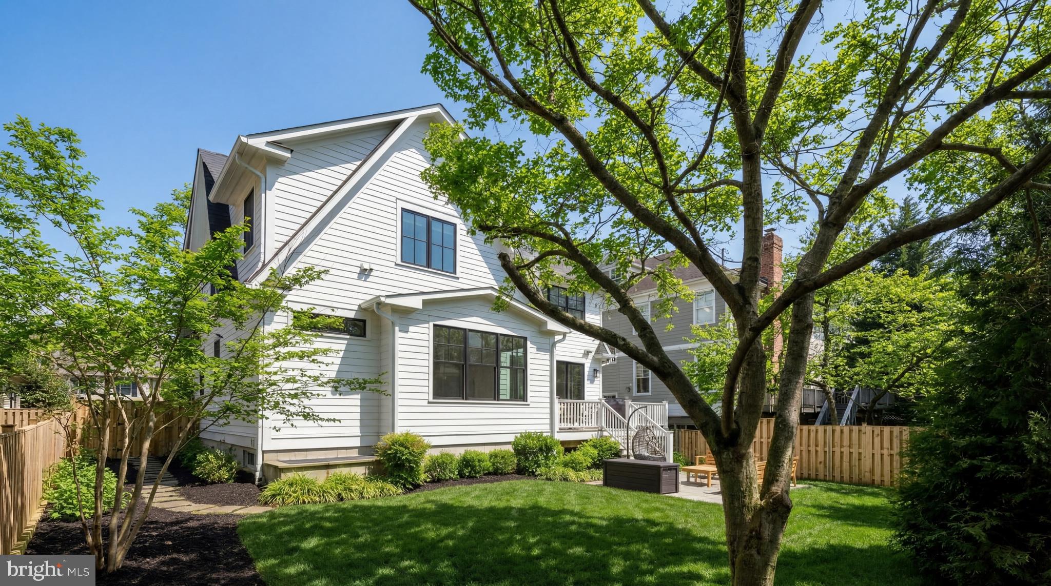 CHEVY CHASE - Residential