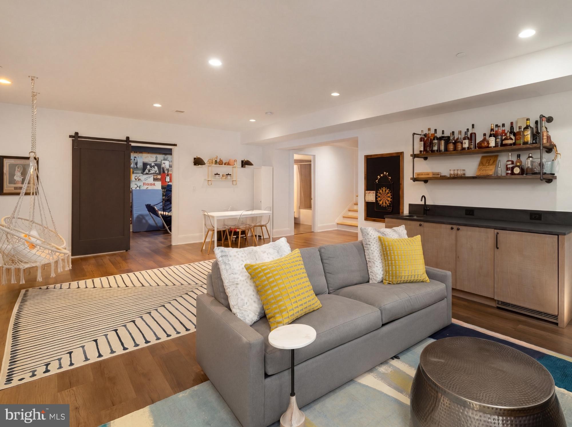 CHEVY CHASE - Residential