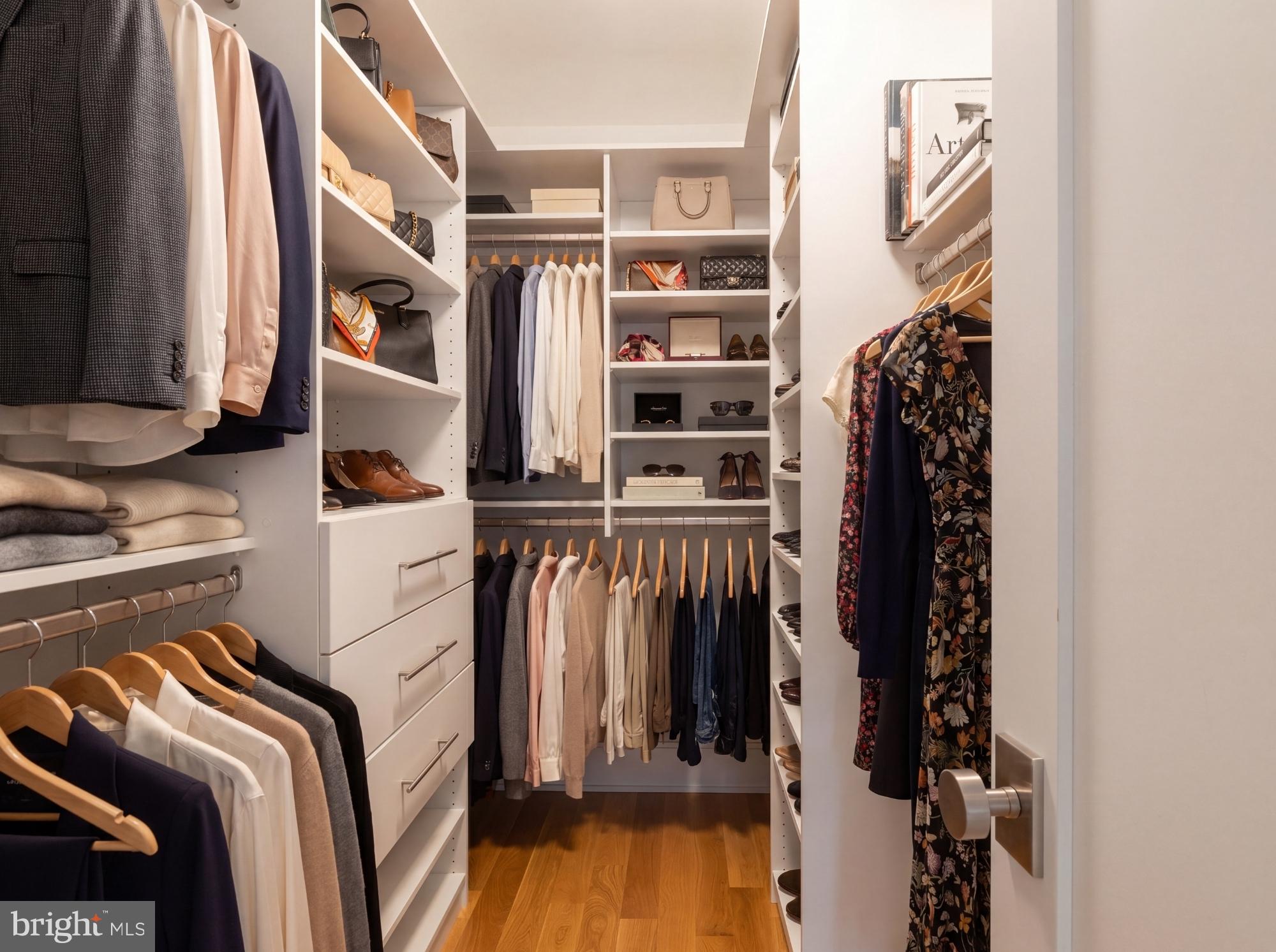 CHEVY CHASE - Residential