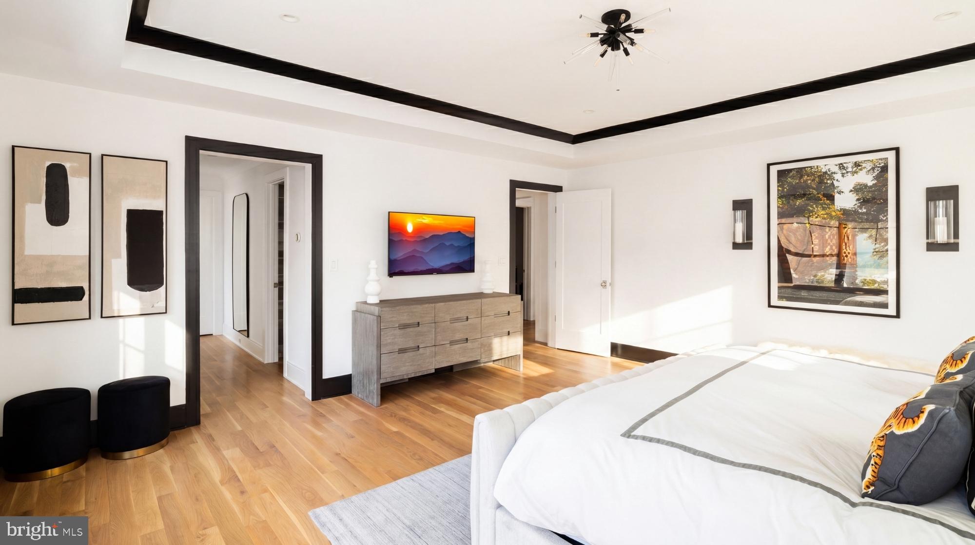 CHEVY CHASE - Residential