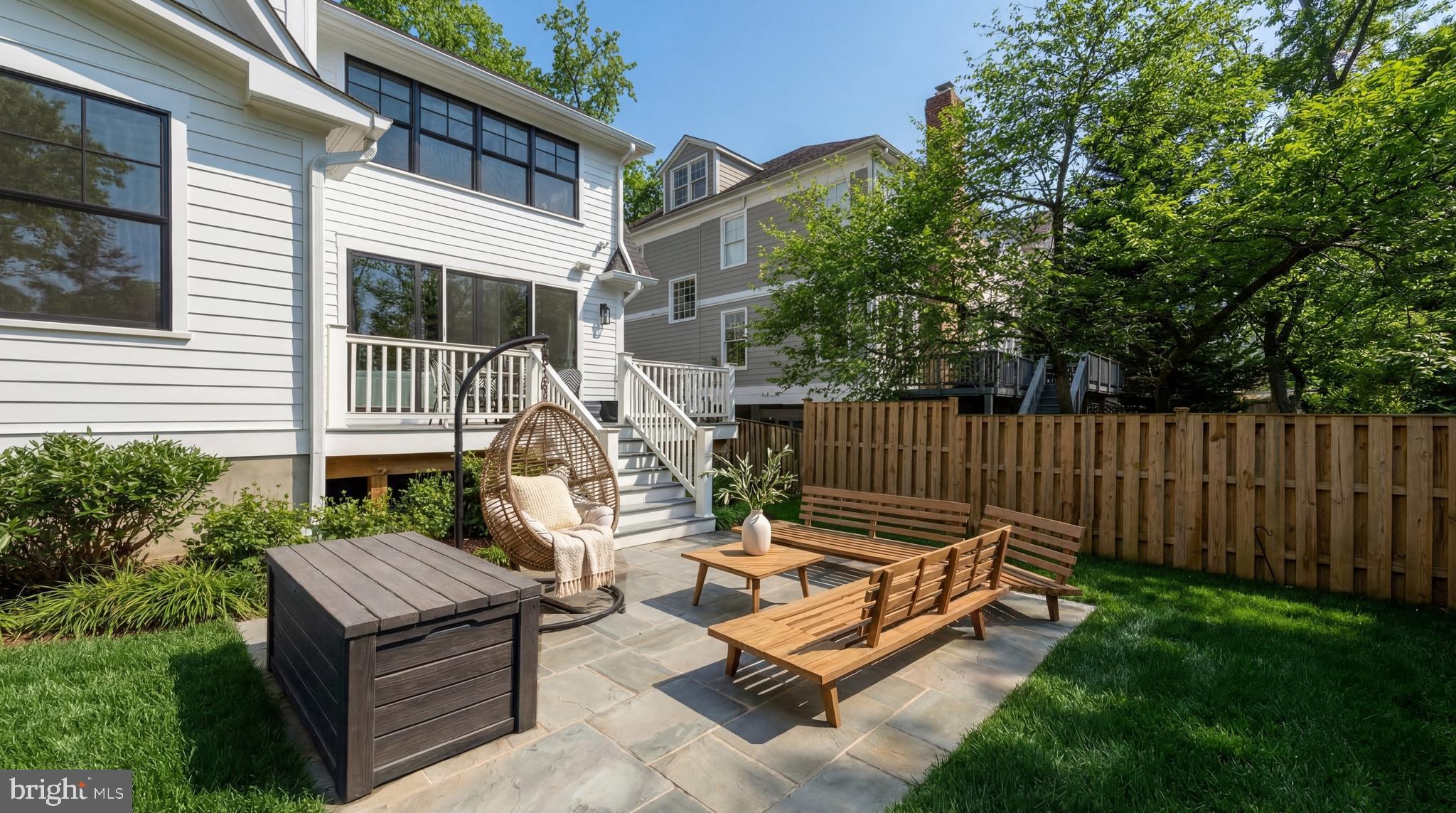 CHEVY CHASE - Residential