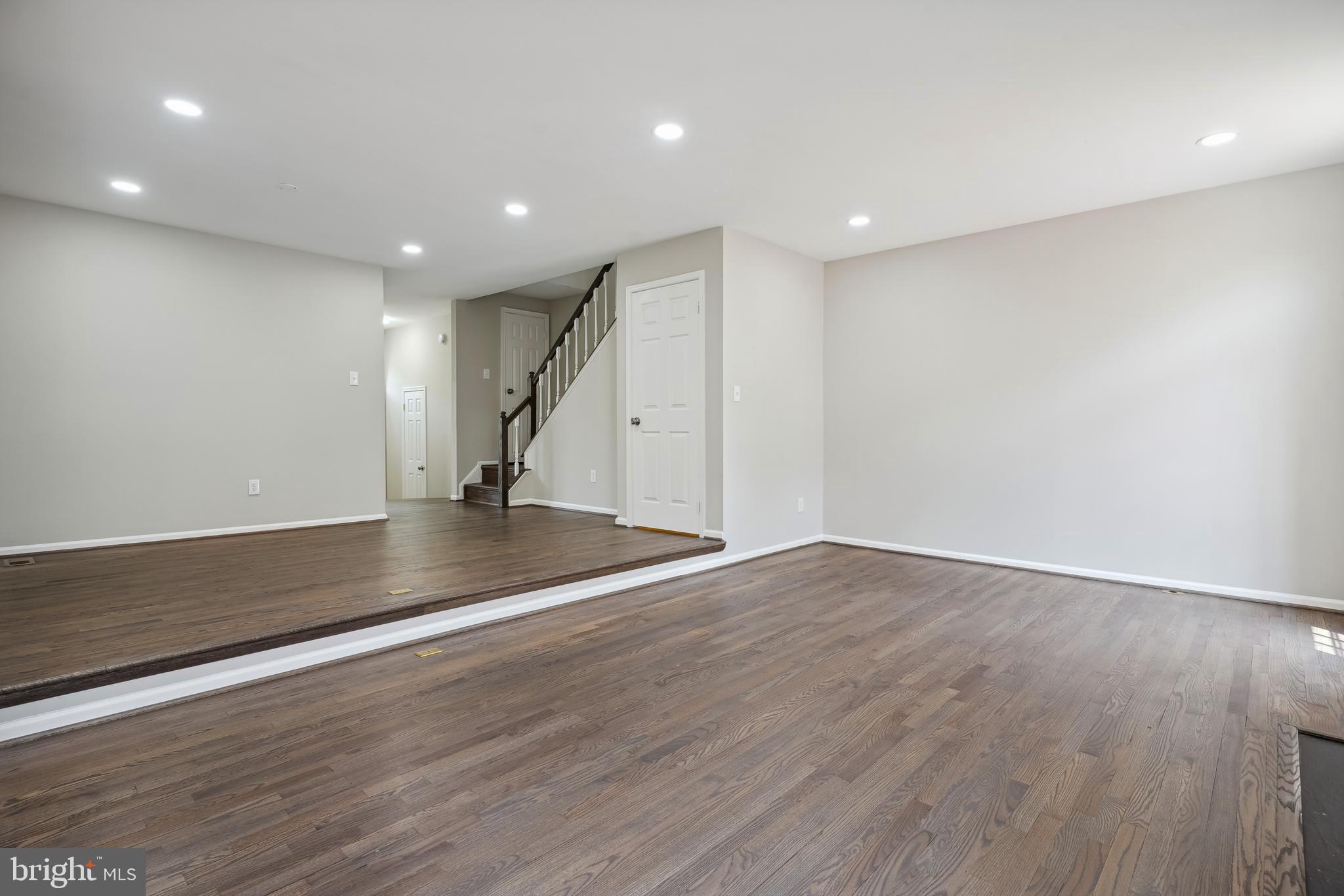 FOX CREEK - Residential