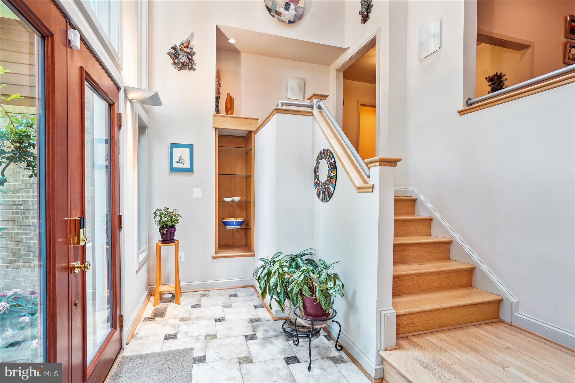 LAKE BARCROFT - Residential