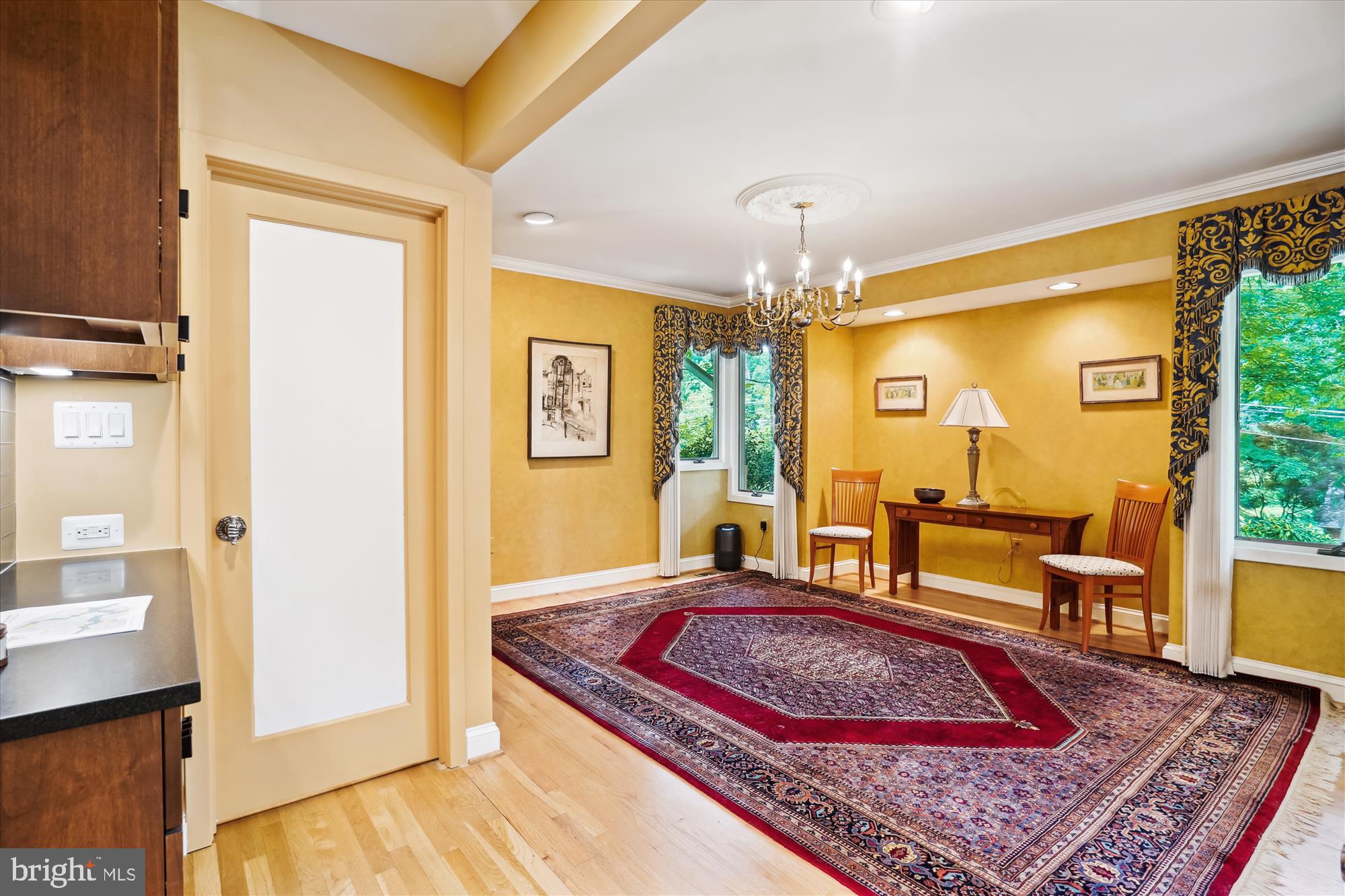 LAKE BARCROFT - Residential