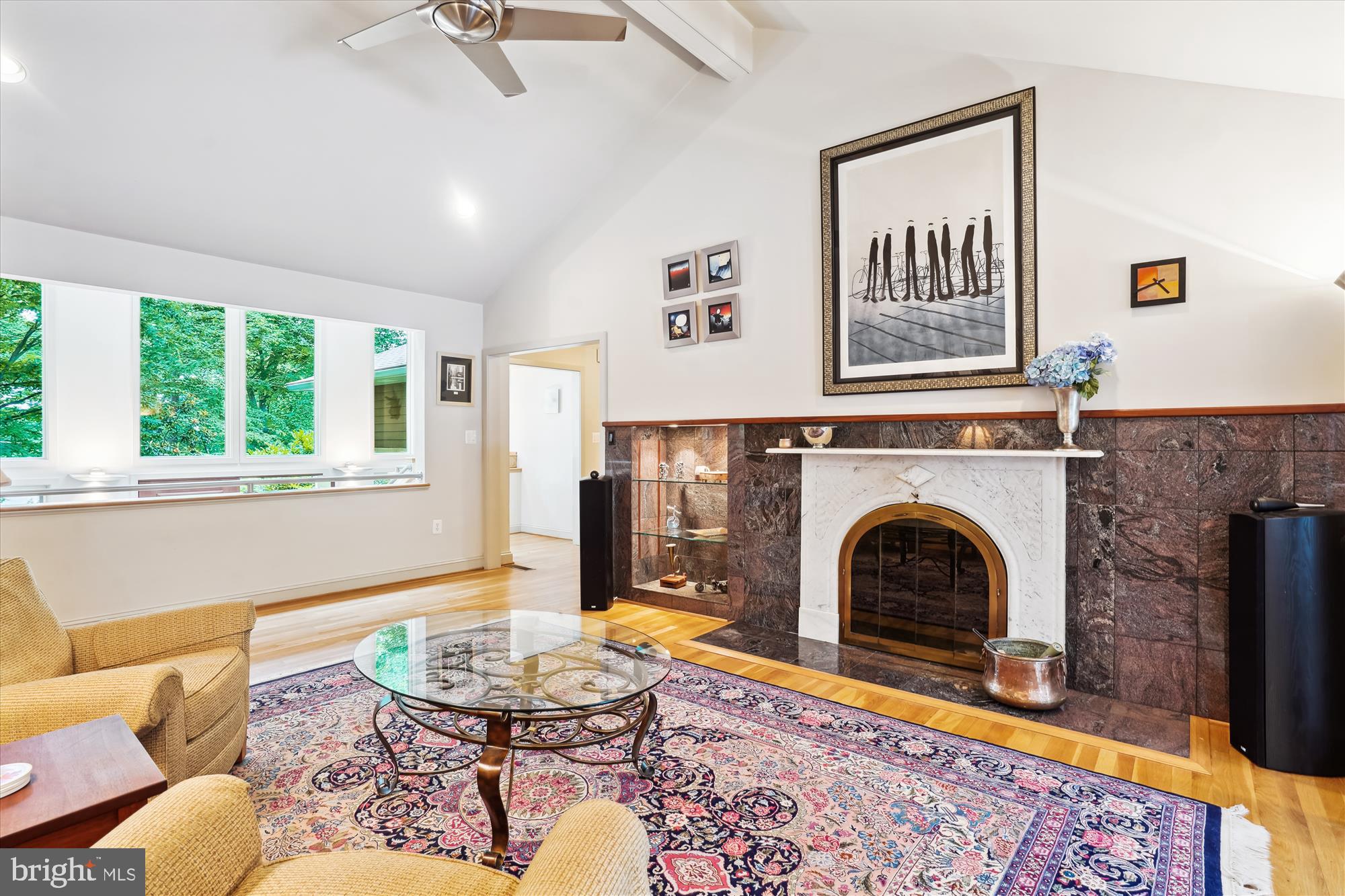 LAKE BARCROFT - Residential