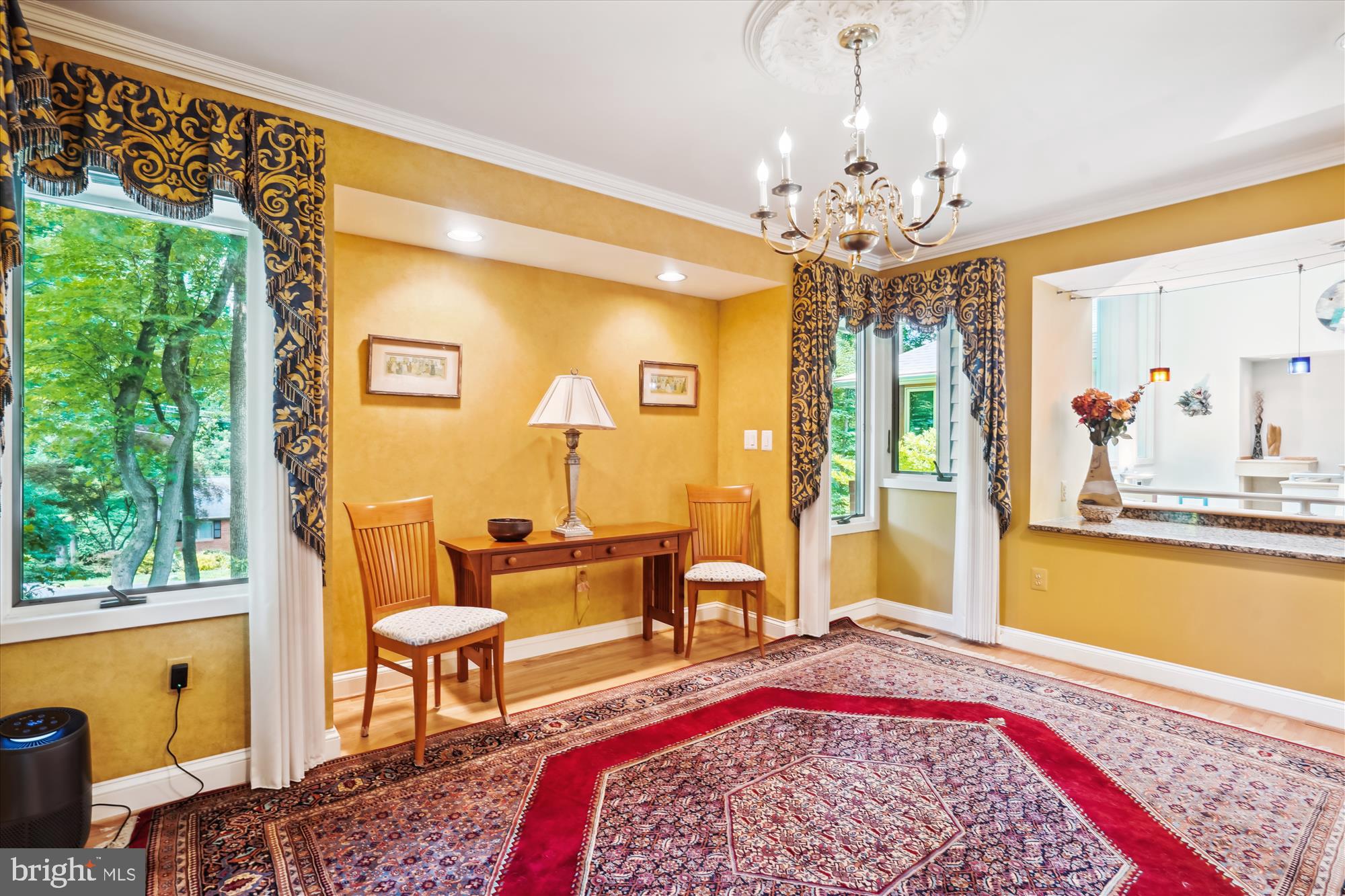 LAKE BARCROFT - Residential