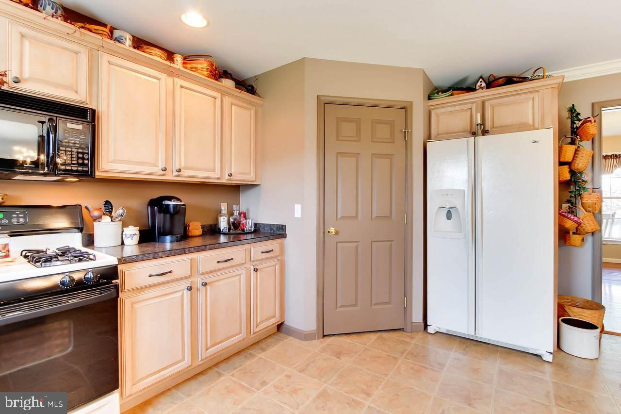 SHERMAN OAKS - Residential