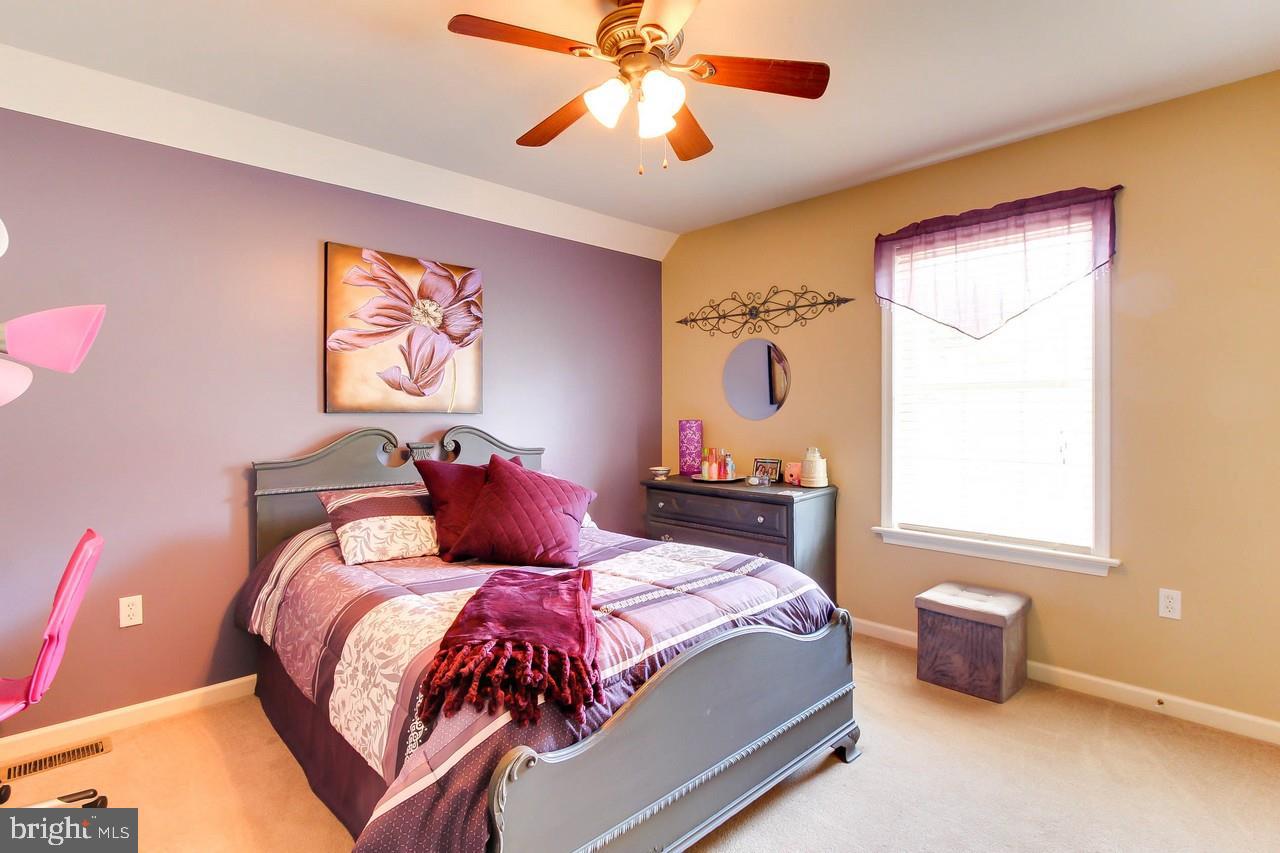 SHERMAN OAKS - Residential