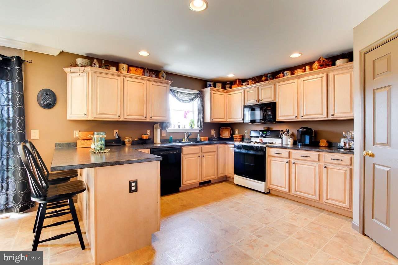 SHERMAN OAKS - Residential